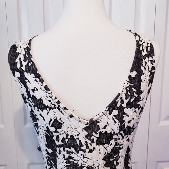 Stitchfix Maude Textured Knit Dress - Picture 6 of 8